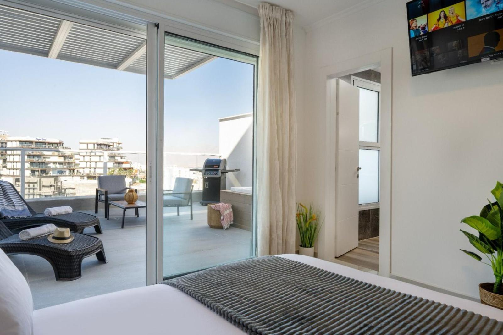Apartment Mountain And Sea View - Penthouse With Private Pool *